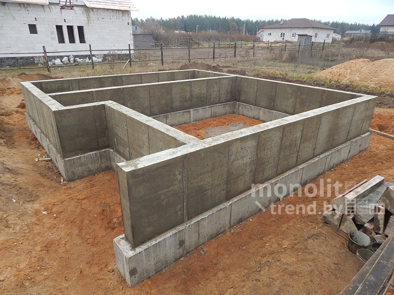 Монолитный ленточный фундамент, п. Лесковка